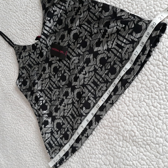 NWT Material Girl Medium Black Silver Foil Tribal Print Spaghetti Strap Camisole - Picture 12 of 15